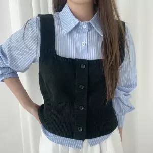 피오리 버튼 니트 뷔스티에