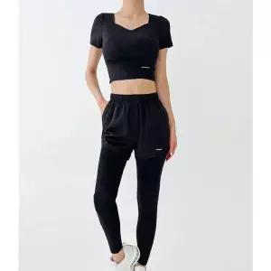 여성 스포츠 크롭 반팔티 레깅스 세트 1P 트레이닝복