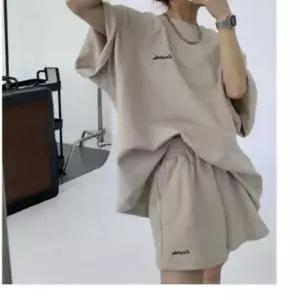 여성용 반팔 티셔츠 반바지 캐주얼 트레이닝 상하의 마실룩 아노락