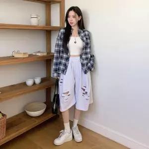 [하프클럽/]여자 면혼방 루즈핏 와이드 데미지 허리밴딩 트레이닝 반바지