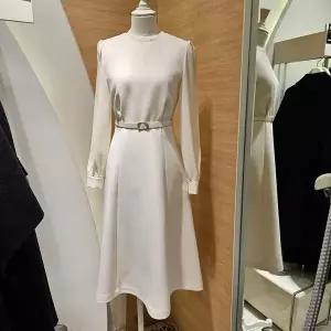 [하프클럽/더아이잗뉴욕]더아이잗2024SS   봄최신상   벨트정장플레어원피스IP3A0OP051