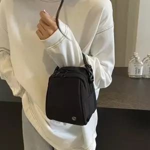 미니 스퀘어 지퍼 수납 컴팩트 스트랩 분리 포인트 크로스백 6SS