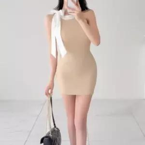 /신상오픈런 여성 홀터넥 스카프 골지 슬림핏 미니 원피스