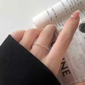 [셀러허브]여자 모양 웨이브 물결 코디 가드링 실버 반지 (S14309211)