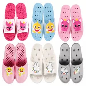 핑크퐁 아기상어 유아 아동 키즈 화장실 EVA 미끄럼방지 물빠짐 욕실화 실내화 슬리퍼