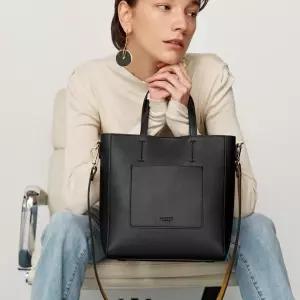 백화점정품 헤지스 남성 가방 핸드백 선물 ][CELIA] 블랙 심플 포켓 포인트 토트 겸 숄더백 M HIBA5E972BK