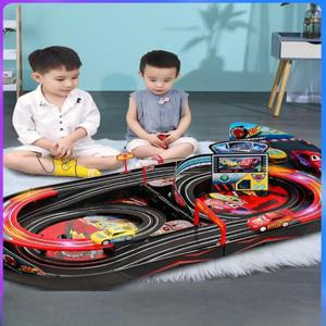 라이트닝 맥퀸 트랙 카 레이싱 카 어린이 장난감 소년 자동차 전기 원격 제어 동원 3 세