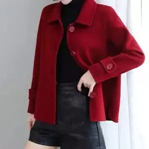 여성 겨울 클래식 버튼 숏코트