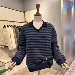 [대구백화점] [ab.f.z]스트라이프 기모 카라 배색 티셔츠(AOA1HK361)