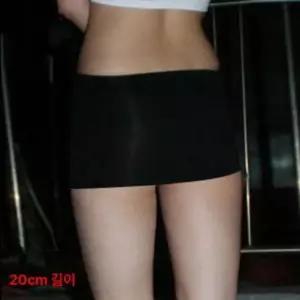 똥꼬치마 베이직 타이트핏 섹시 심플 미니스커트 여성