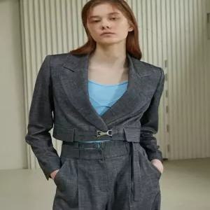 [에고이스트]금속장식 크롭 JK EP2WJ460