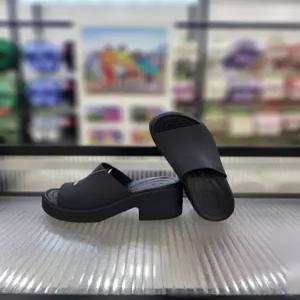 [크록스] 높은 슬리퍼 여성 브루클린 슬라이드 힐 209408-060/애플아울렛