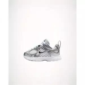 NIKE 나이키 V5 RNR 베이비 신발 - 화이트배스트 그레이칼리지 그레이블랙 HQ6413-100 1708368