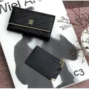 갤러리아 DCWA5E419 닥스 블랙 칼라일 패턴 골드 DD로고 소가죽 중지갑