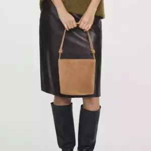 [최초가189 000]소가죽 스웨이드 스트링 버킷백_PCBG260110