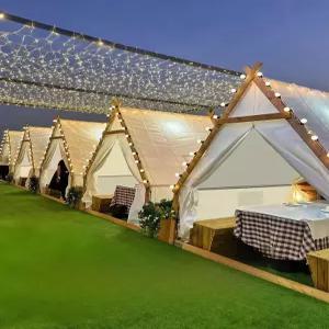 감성형 삼각텐트 화이트 캠핑용 오두막형 쉘터 글램핑 야외 바베큐 카페