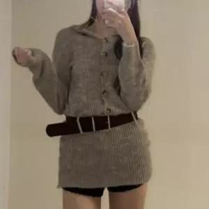 [하프클럽/셀러허브_여성트랜드패션]여자 볼드숄더 단추 세라카라 혁대 미