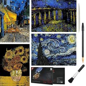 4개의 스크래치 아트 무지개 페인팅 페이퍼, 빈센트 반 고흐 판화 & 공예 세트, 청소년과 성인을 위한 DIY 스케치 카드 보드 - 밤의 카페 테라스, 해바라기, 론 위의 별이 빛나는 밤 (별)
