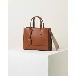 갤러리아 헤지스핸드백 [HJBA4F890W2]남여공용 브라운 로고배색 가죽 토트백