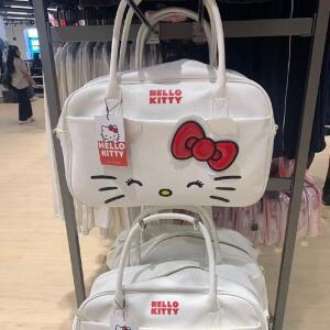 키티파우치 키티에코백 파우치 산리오 화장품 pvc파우치 헬로키티50주년파우치 수납 미니파우치