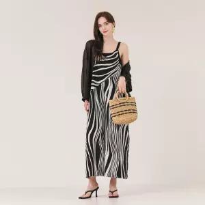 [막스까르띠지오]시크웨이브 민소매 패턴 점프수트