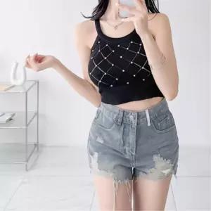 여성 큐빅 다이아패턴 크롭 나시티