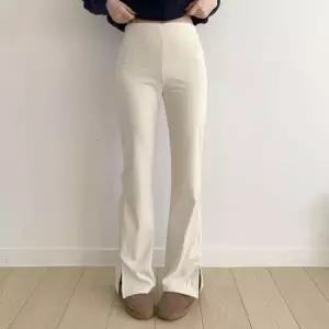 [다잇템] 여성 나팔 슬릿 옆면 하이웨스트 슬림 바지