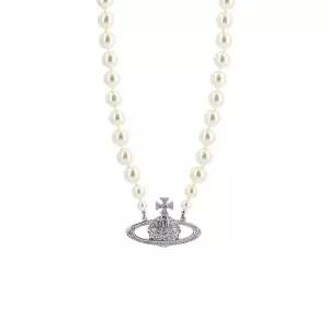 [비비안웨스트우드] 63010106 02P104 W1 원 로우 펄 바스 릴리프 초커 목걸이