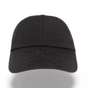 [버버리](공용) 버버리 24SS 블랙 자수로고 볼캡 8085727 A1189