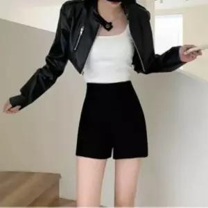 여성 하이웨이스트 기모 일상 숏바지