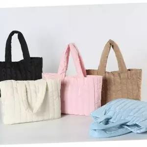 빅사이즈 여성 패딩 토트 백 누빔 겨울 패딩 토트 백 빅사이즈 패딩