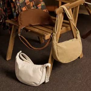 [슈펜] 코듀로이 미니 반달 호보백 (HPABCD4T06-T)