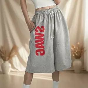 [옷자락]여성 스포츠 방송용 와이드 레터링 반바지 여름용