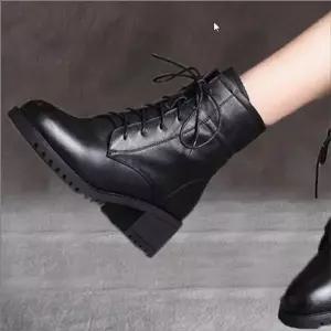 레이스업 225EPZ08 부츠 여자 5cm 통굽 러버 옆지퍼 밑창 중목워커