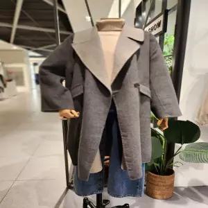 [코데즈컴바인] 캐시미어 블렌드 원버튼 벨티드 코트 CID-HC512WA