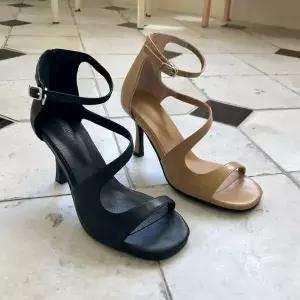 [하프클럽/]발목스트랩 여성 샌들 키높이 슈즈 하이힐 여름 패션