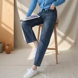 [옷자락]여성용 세미배기 뒷밴딩 워싱스판 청바지