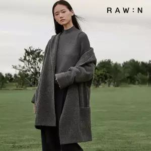 로우앤 프리미에르 폭스블렌딩 하프 니트코트 1종[런칭 가격 299.900원]