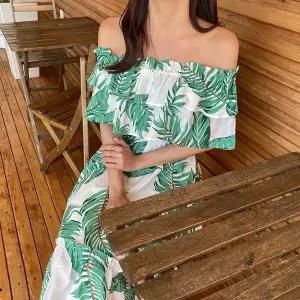 [비바럽]여름날 오프숄더 원피스 화이트 OP17179F 바캉스 야자수 프릴 오프숄더 롱 원피스_P348917577