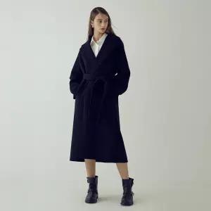 나이스클랍 롱 벨티드 코트 X256MWCA42