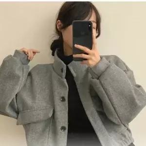 여자 겨울 키작녀 오피스 룩 숏 크롭방풍 아우터 바람막이 플리자켓 후드 다운 점퍼 코트 가을 하객룩