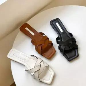 편한 집 안실내화 여성용 메쉬 슬리퍼 WFIKTY8