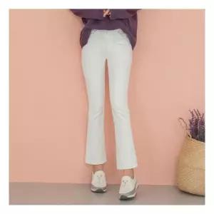 진마니아진마니아 화이트 허리스판 본딩기모 부츠컷 데님 704278