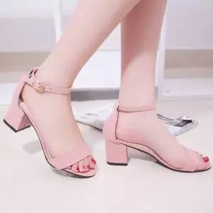 [하프클럽/]여성 스웨이드 아플리케 샌들 스트랩