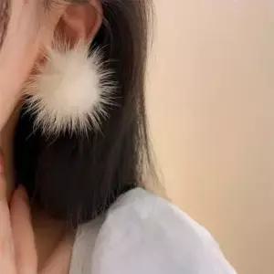 귀걸이 이어커프 겨울 피어싱 솜솜 진주 페이크퍼 은 귀찌 진주 피어싱 이어커프 겨울