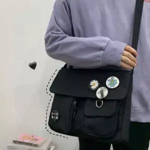 [라일리] Rly 남녀 공용 대학생 캠퍼스 룩 커플 크로스 메신저 백