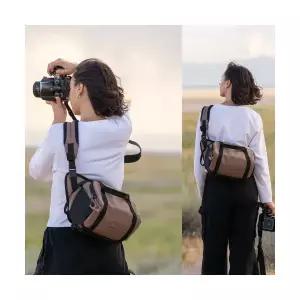 [내일도착] 원더드 카메라 슬링백 로그 6L V2 아타카마 클레이