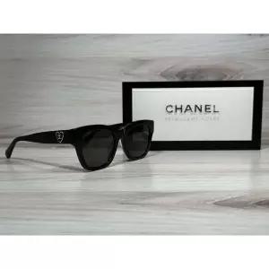 샤넬 5478 블랙 골드 스퀘어 하트 선글라스 지금 됩니다!