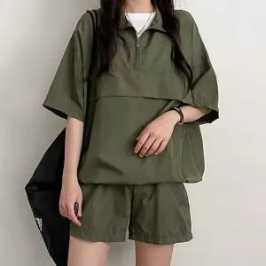 여자 여름 캠핑 룩 코디 반 집업 아노락 팔 맨투맨