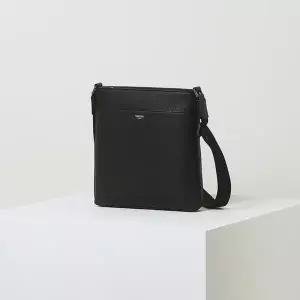 [헤지스](광주신세계)[HAZZY ACC]블랙 로고배색 가죽 크로스백 HJBA5E892BK
